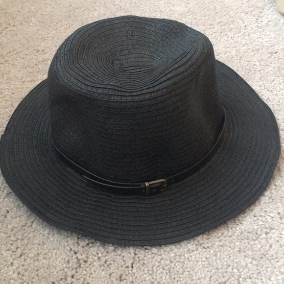 trendy black hat